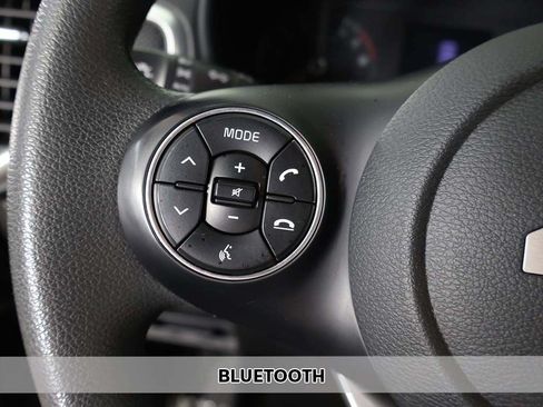 Used 2022 Kia Soul LX FWD image 4