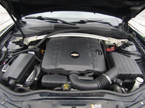 Used 2014 Chevrolet Camaro LT RWD image 21