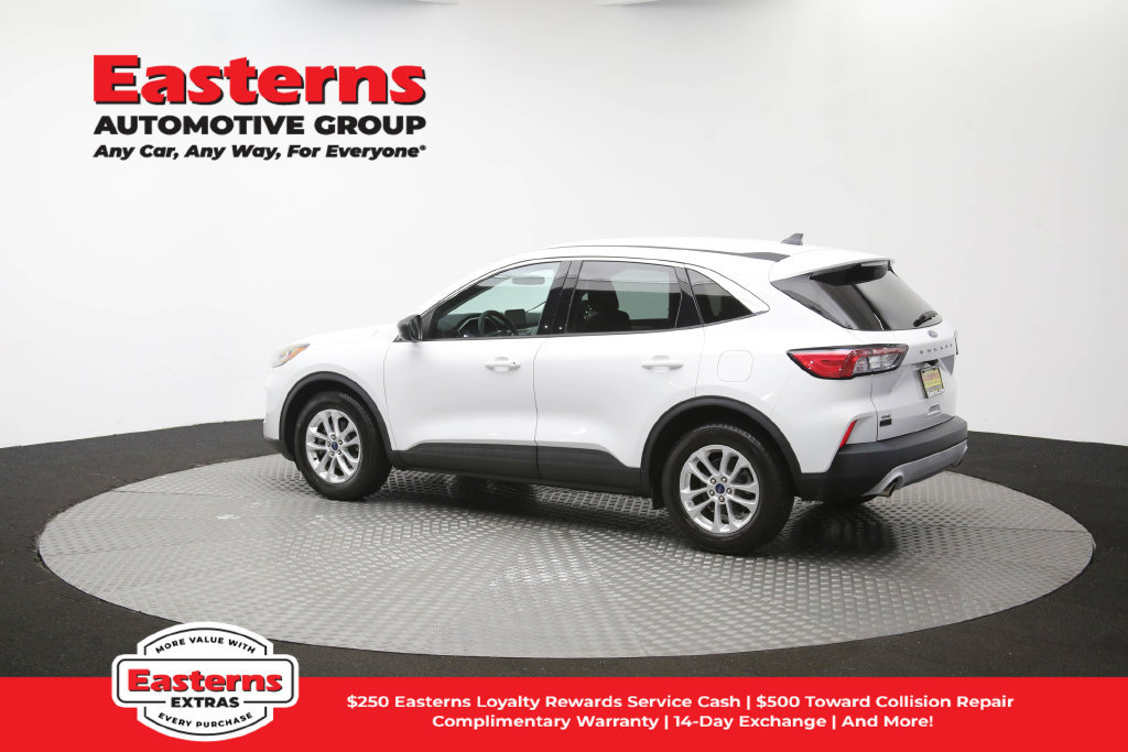 Used 2022 Ford Escape SE FWD image 63