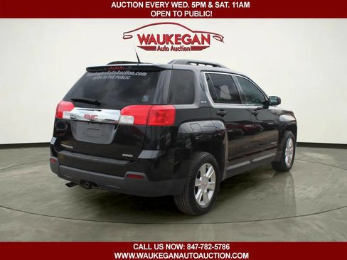 Used 2013 GMC Terrain SLE w/ Convenience Package image 3