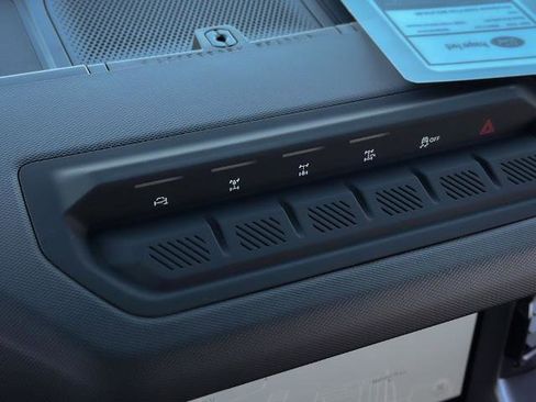 New 2025 Ford Bronco Badlands image 18