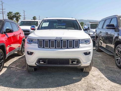 Certified 2020 Jeep Grand Cherokee Overland image 2