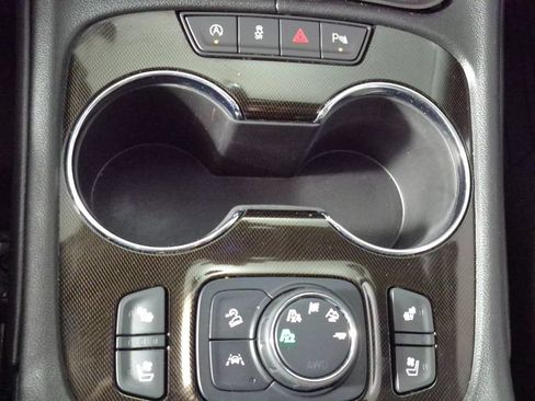 Used 2022 GMC Acadia AT4 w/ Preferred Package AWD/4WD image 20