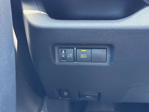 Certified 2023 Toyota RAV4 LE AWD/4WD image 26