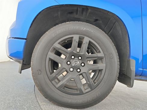 Used 2023 Chevrolet Silverado 1500 Custom image 38