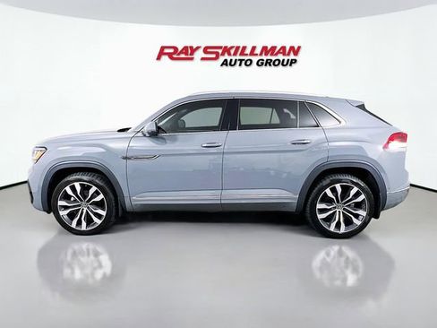 Used 2022 Volkswagen Atlas Cross Sport SEL Premium R-Line image 4