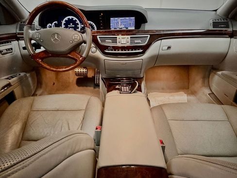 Used 2010 Mercedes-Benz S 550 image 35