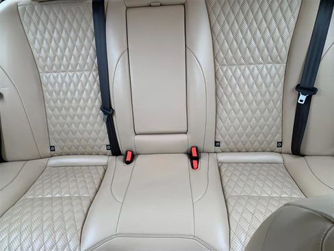 Used 2016 Jaguar XJ L Portfolio image 19