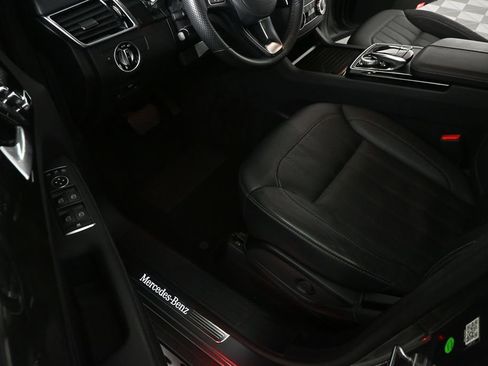 Certified 2019 Mercedes-Benz GLS 450 4MATIC image 7