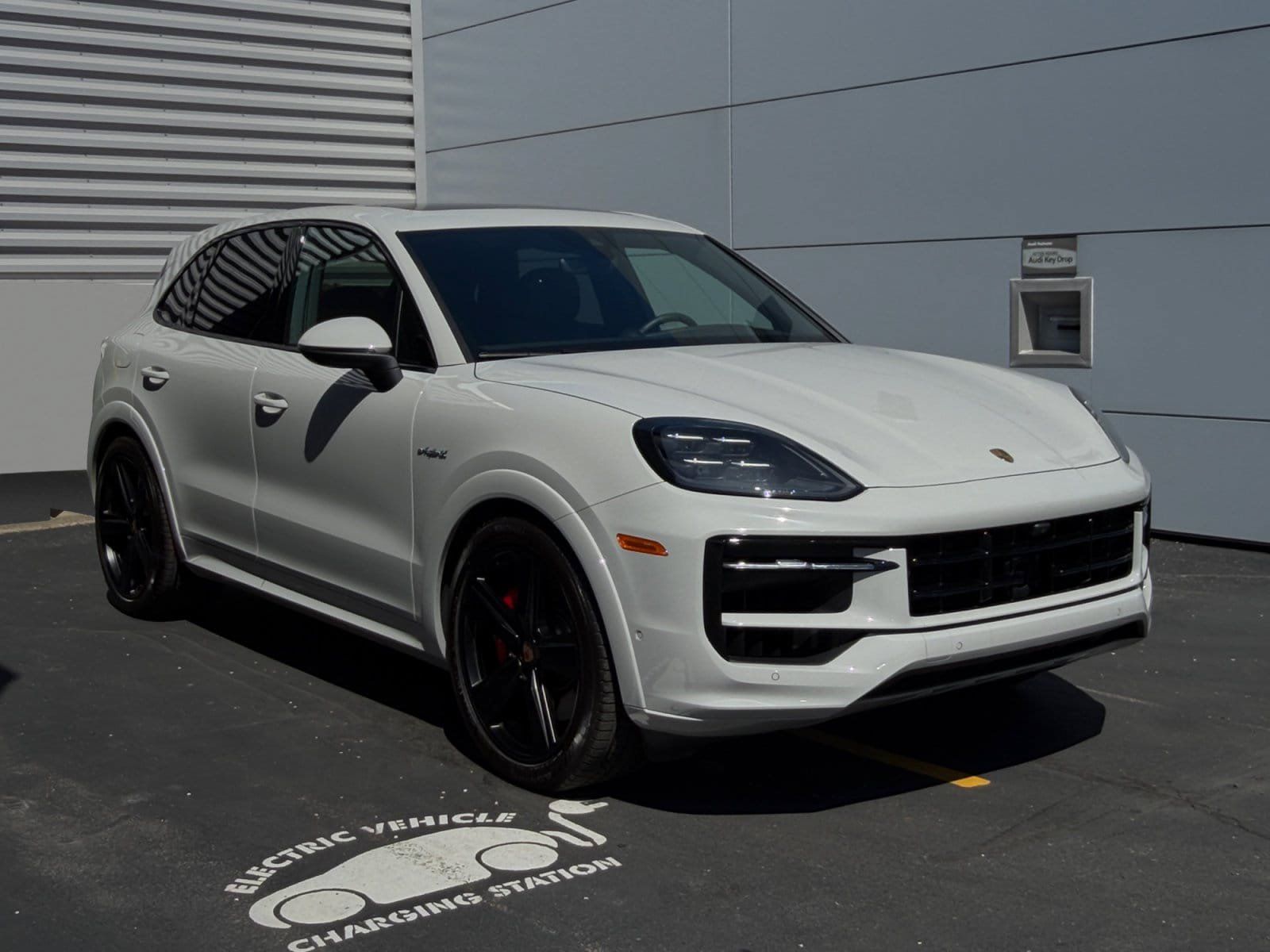 Certified 2026 Porsche Cayenne S AWD/4WD image 7