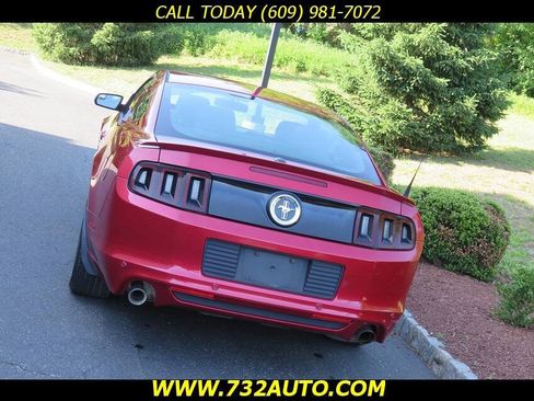 Used 2013 Ford Mustang Premium RWD image 27