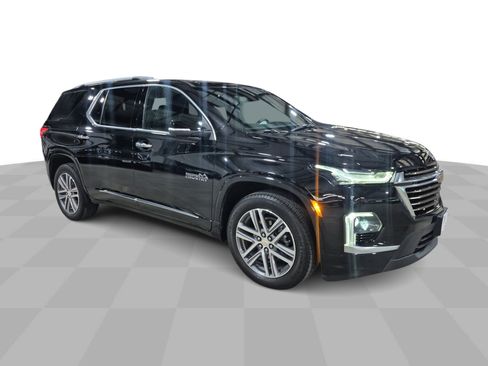 Certified 2023 Chevrolet Traverse High Country AWD/4WD image 2