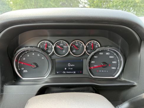 Used 2021 Chevrolet Silverado 1500 LT Trail Boss w/ Bed Protection Package AWD/4WD image 21