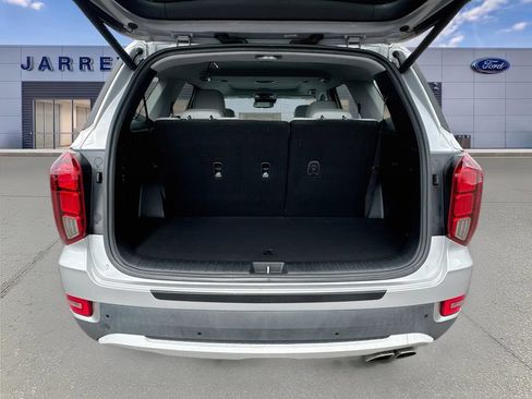 Used 2022 Hyundai Palisade SEL w/ Premium Package FWD image 27
