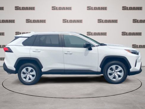 Used 2024 Toyota RAV4 LE AWD/4WD image 6