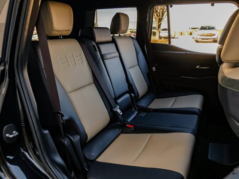 Used 2025 Lexus GX 550 image 79