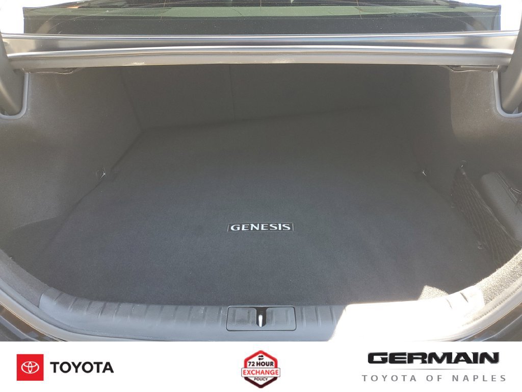 Used 2023 Genesis G70 2.0T w/ Sport Prestige Package RWD image 24