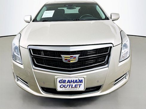 Used 2016 Cadillac XTS Luxury w/ Driver Awareness Package AWD/4WD image 5