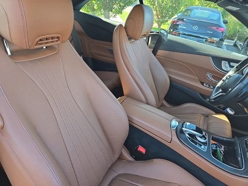 Used 2020 Mercedes-Benz E 450 4MATIC Cabriolet image 11