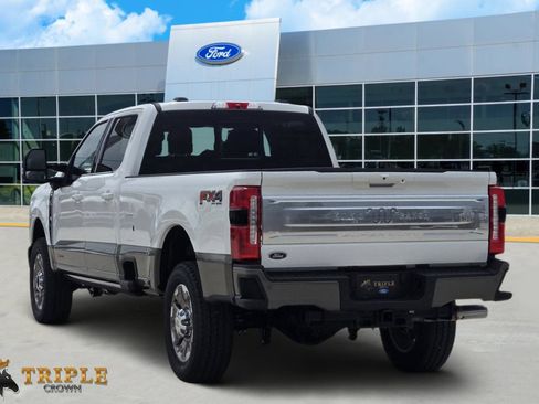 New 2026 Ford F350 King Ranch w/ FX4 Off-Road Package AWD/4WD image 4