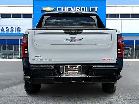 New 2025 Chevrolet Silverado EV RST image 4