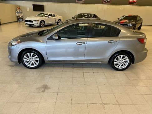 Used 2012 MAZDA MAZDA3 i Touring FWD image 5