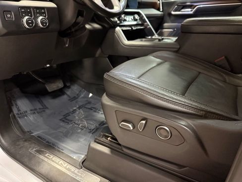 Used 2024 GMC Sierra 2500 Denali w/ Denali Reserve Package AWD/4WD image 11