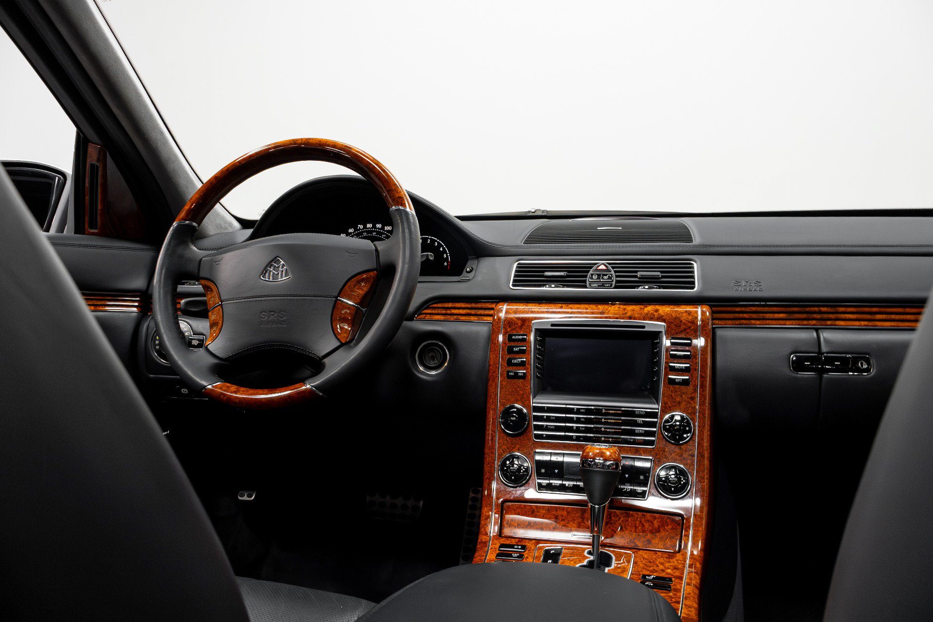 Used 2004 Maybach 57 RWD image 41