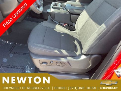 Used 2024 Chevrolet Silverado 1500 Custom w/ Turbomax Blackout Package AWD/4WD image 8