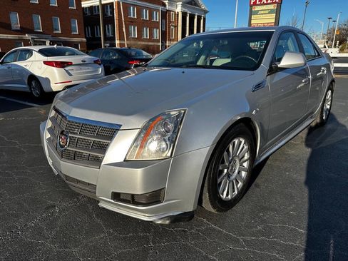 Used 2010 Cadillac CTS Sedan image 3
