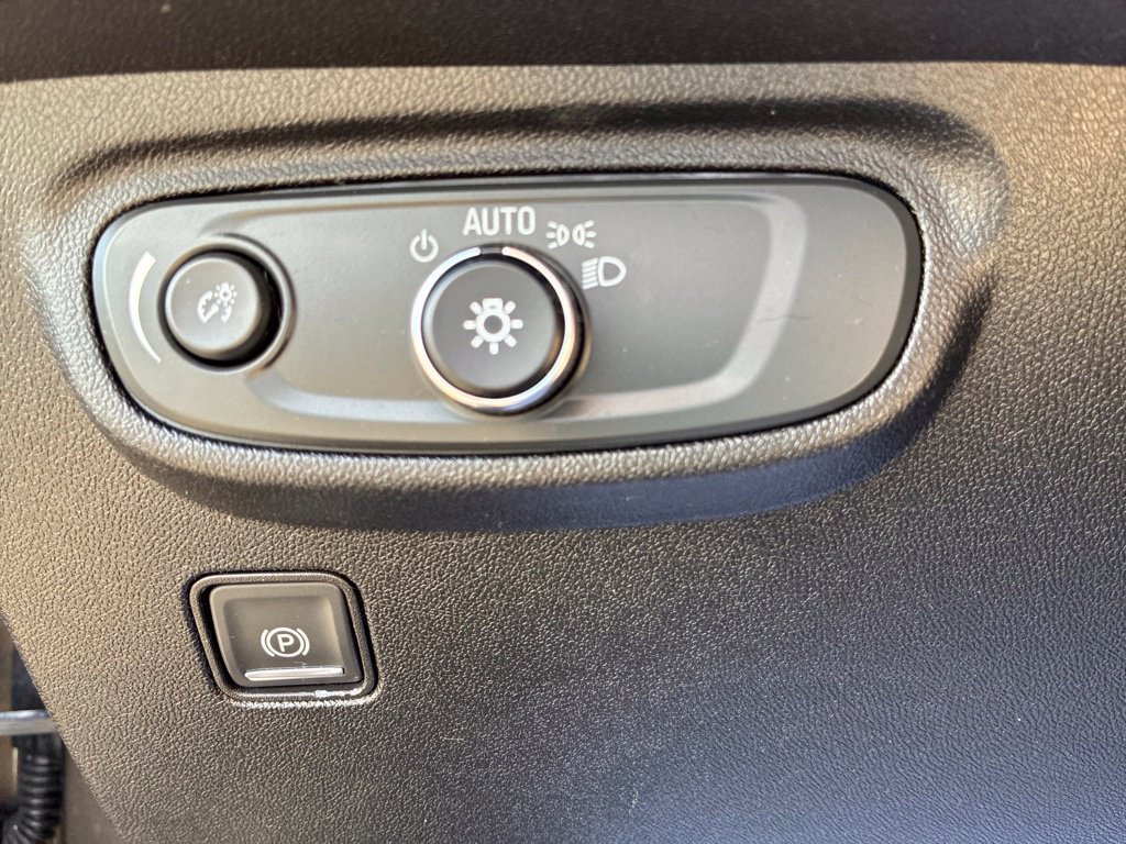 Used 2019 GMC Terrain SLE w/ Driver Convenience Package AWD/4WD image 23