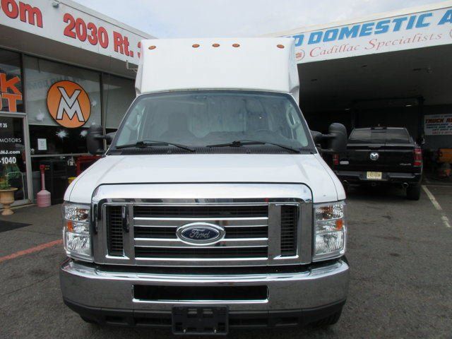 Used 2017 Ford E-350 and Econoline 350 Super Duty w/ Power Windows & Locks Group RWD image 23