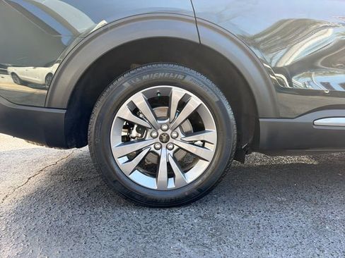 Used 2023 Ford Explorer XLT w/ Equipment Group 202A image 33