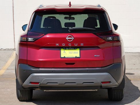 Used 2023 Nissan Rogue SV w/ SV Premium B Package FWD image 46