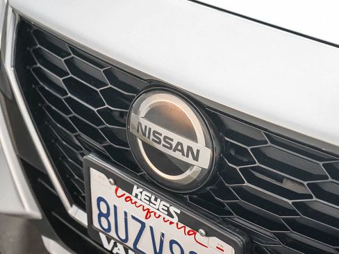 Used 2021 Nissan Sentra SV image 8