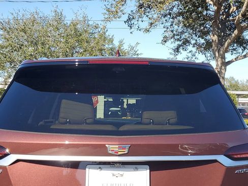 Used 2022 Cadillac XT6 Premium Luxury w/ Platinum Package image 13