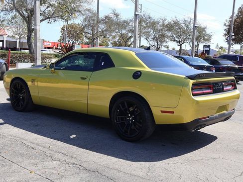 Used 2021 Dodge Challenger R/T Scat Pack w/ T/A Package image 10