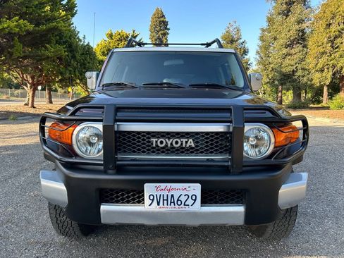 Used 2007 Toyota FJ Cruiser 4WD image 6