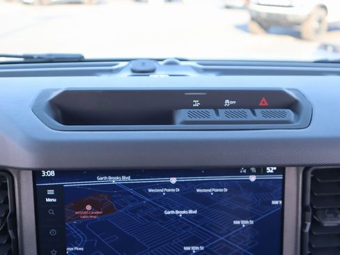 New 2025 Ford Bronco Big Bend image 8