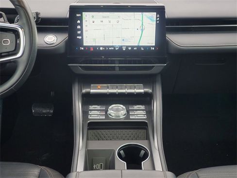 Certified 2024 Lincoln Nautilus Reserve w/ Equipment Group 202A image 38