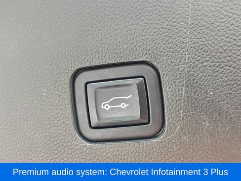 Used 2022 Chevrolet Traverse RS AWD/4WD image 8