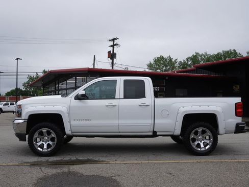 Used 2016 Chevrolet Silverado 1500 LT w/ All Star Edition AWD/4WD image 4