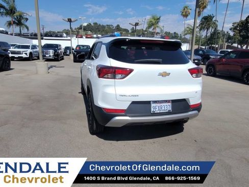 Certified 2023 Chevrolet TrailBlazer LT w/ Convenience Package FWD image 7