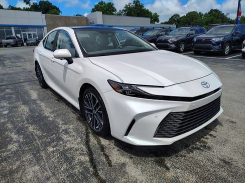 Certified 2025 Toyota Camry XLE w/ Premium Plus Package FWD image 3