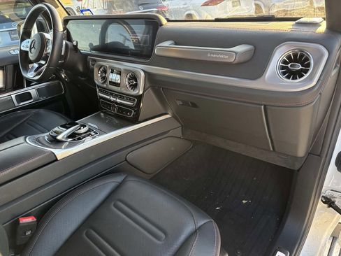 Used 2022 Mercedes-Benz G 550 G 550 image 11