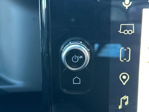 Used 2025 GMC Sierra 2500 AT4 w/ AT4 Premium Plus Package image 31