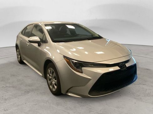 Used 2022 Toyota Corolla LE image 7