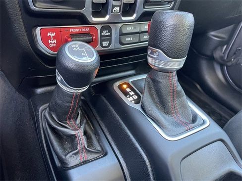 Used 2021 Jeep Wrangler Unlimited Rubicon image 22