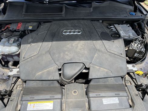Used 2020 Audi Q7 3.0T Prestige w/ Prestige Package AWD/4WD image 36