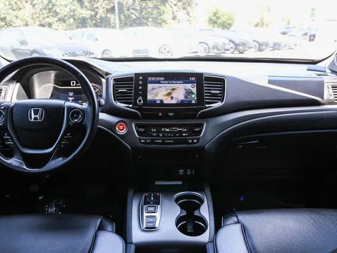 Used 2023 Honda Ridgeline RTL-E image 13